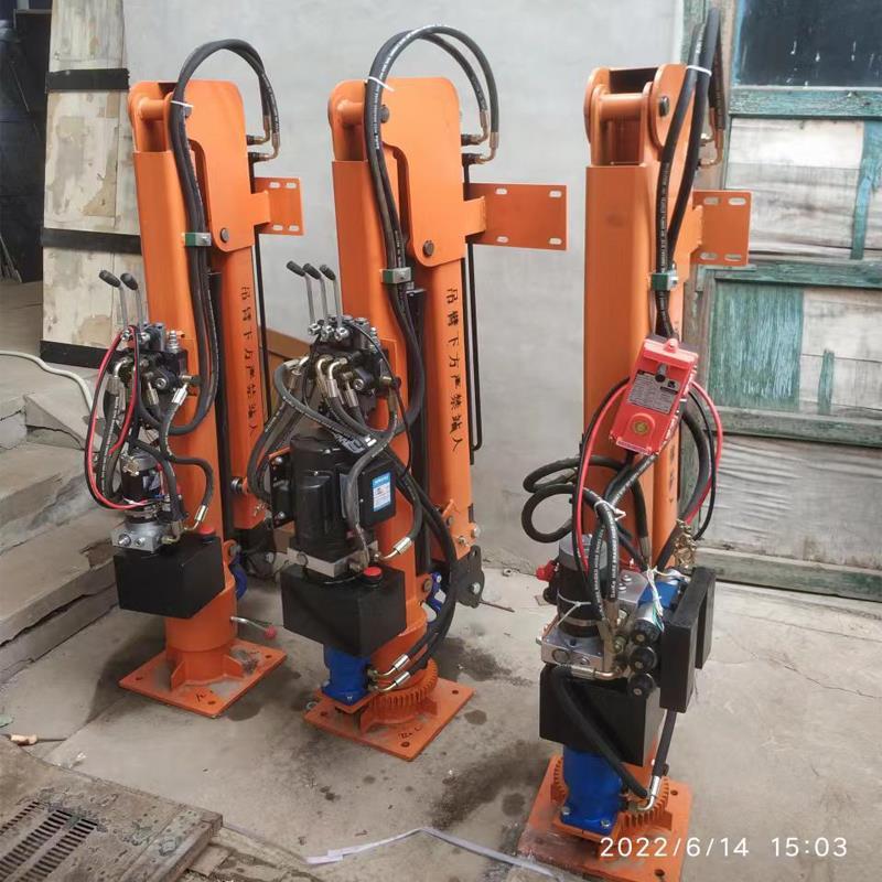 云林县重汽蓝牌随车吊 3.2吨 国六动力强 液压驱动 农用自卸起重机